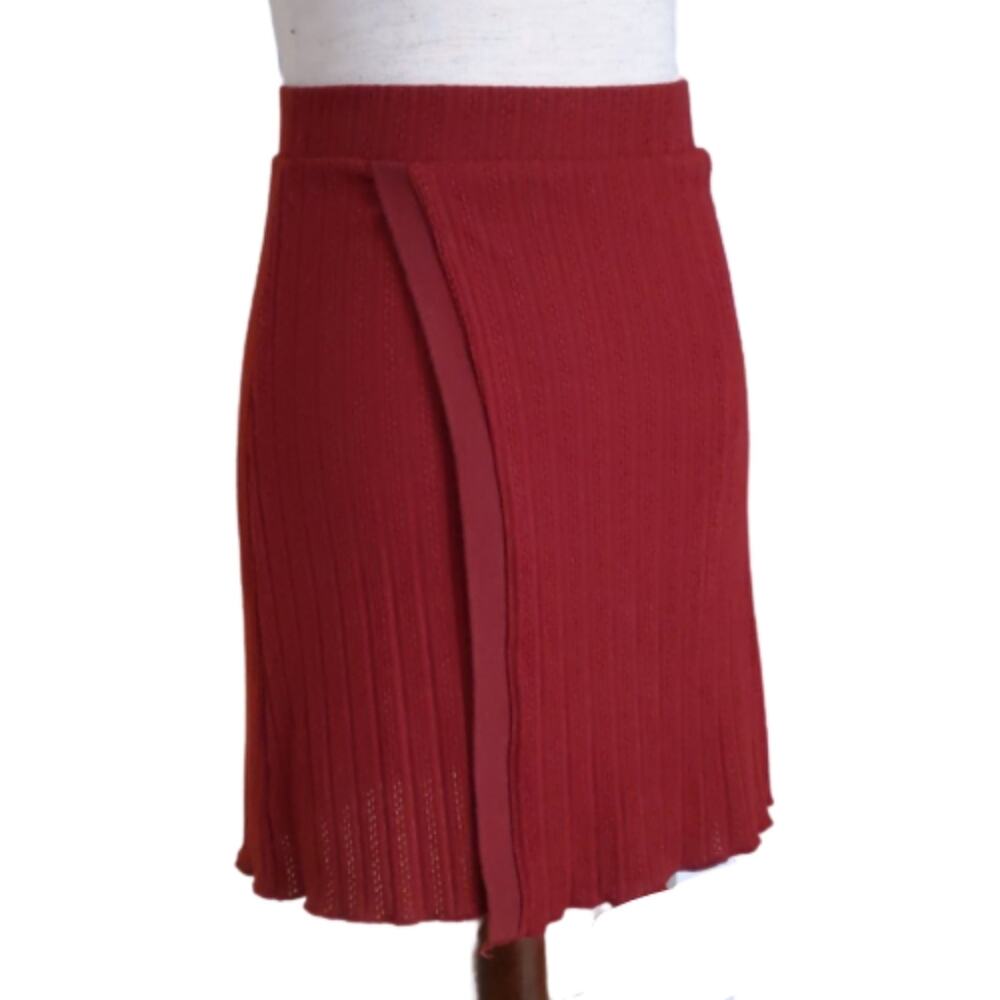 NWOT Urban Romantics Knit Skirt M